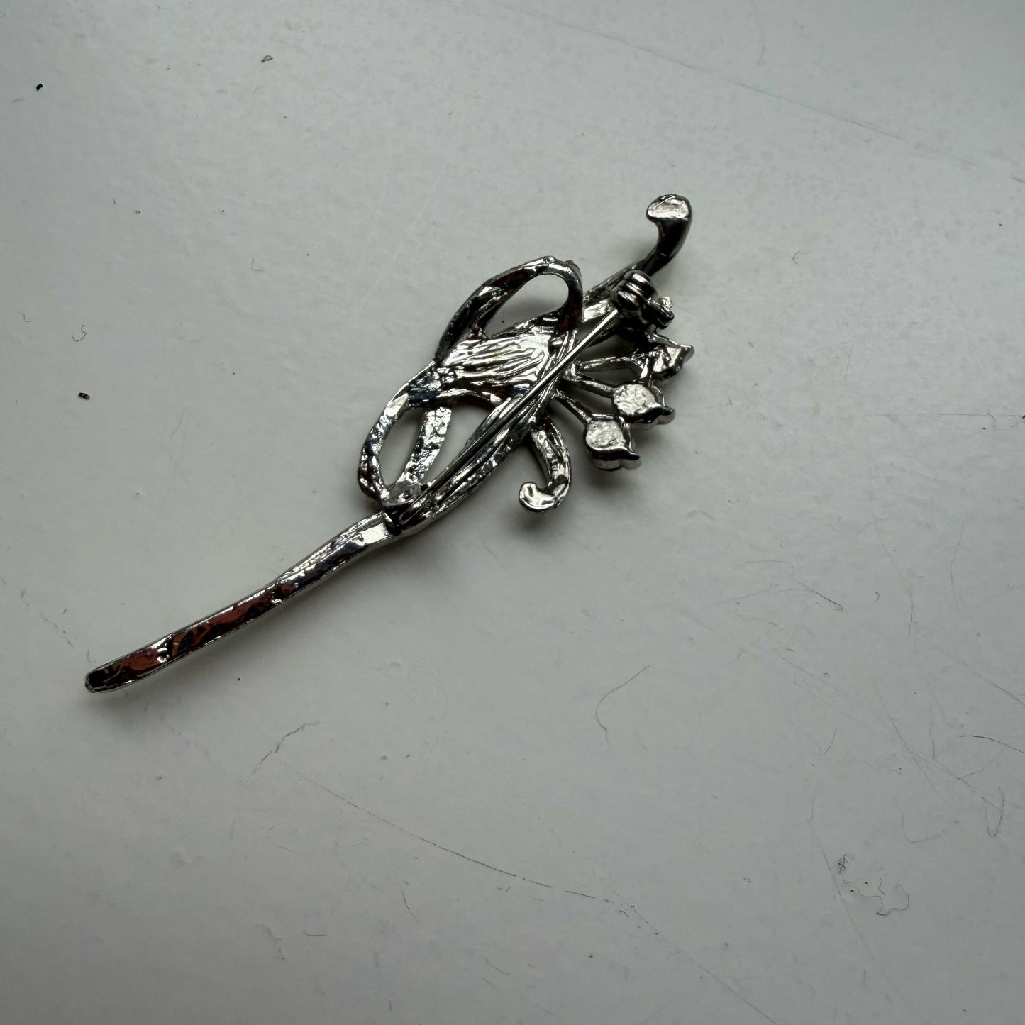 Vintage broche zilver met strass-steentjes