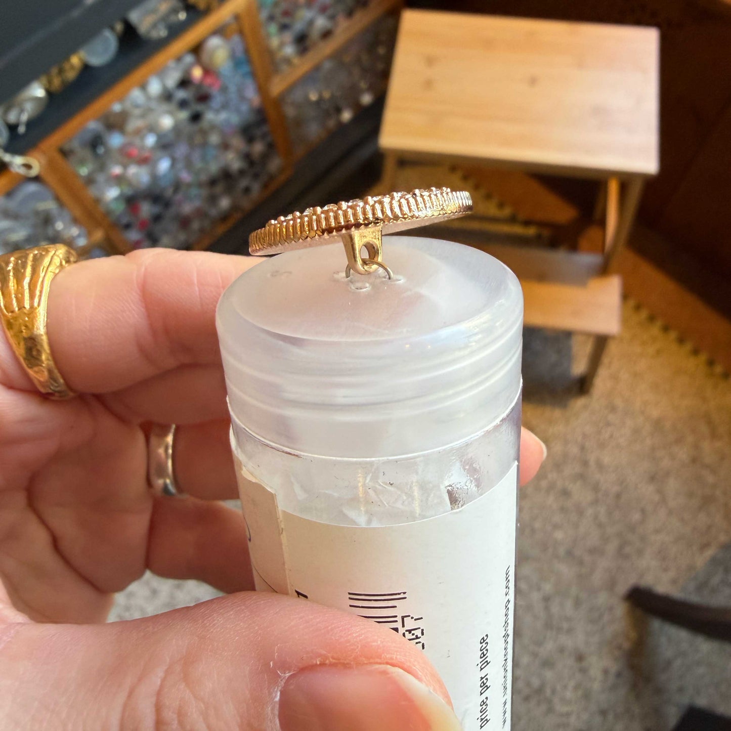 Knoop goud, zwart met diamantjes