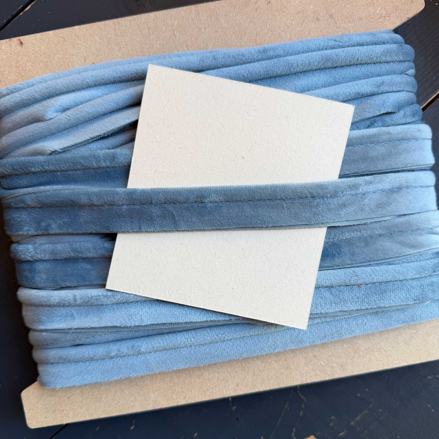 Fluwelen paspelband blauw