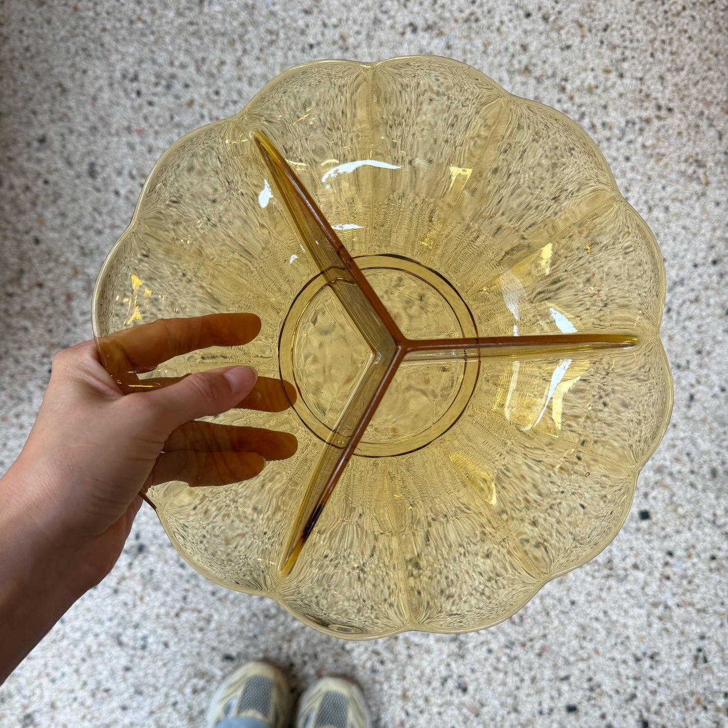 Vintage glazen schaal geel – 25 cm