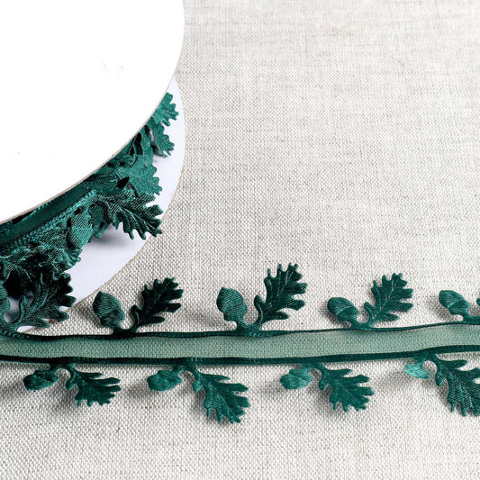 Kerstlint groen met blaadjes