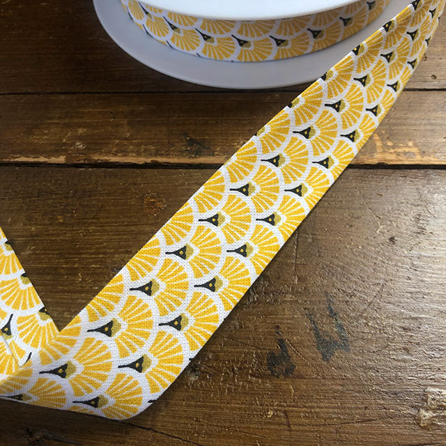 Biaisband waaier geel