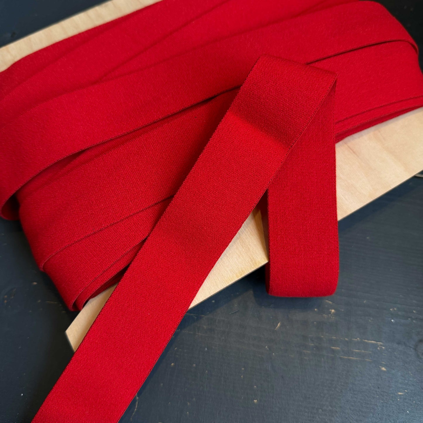 Elastiek rood 32 mm