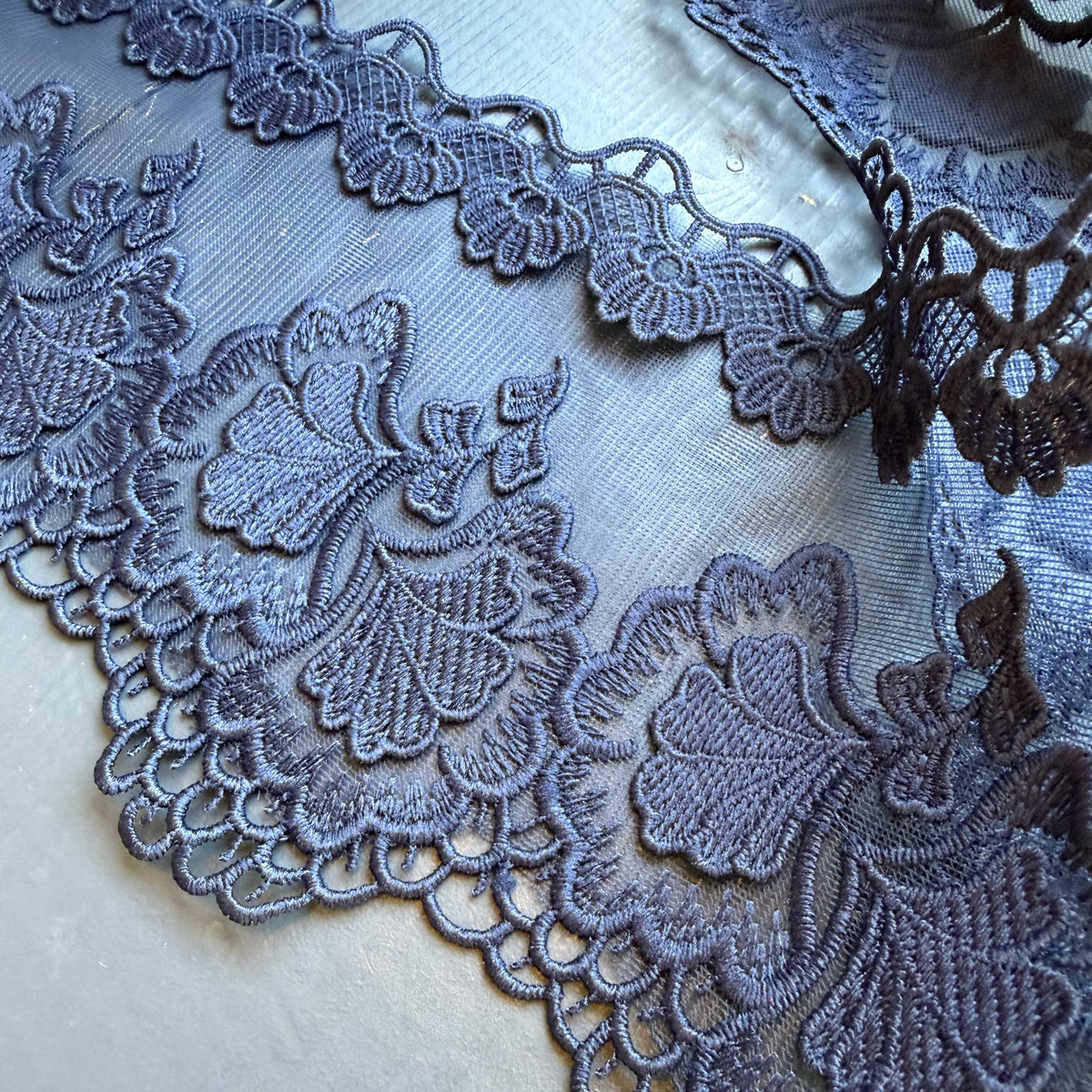 Flora sierband donkerblauw - 13 cm