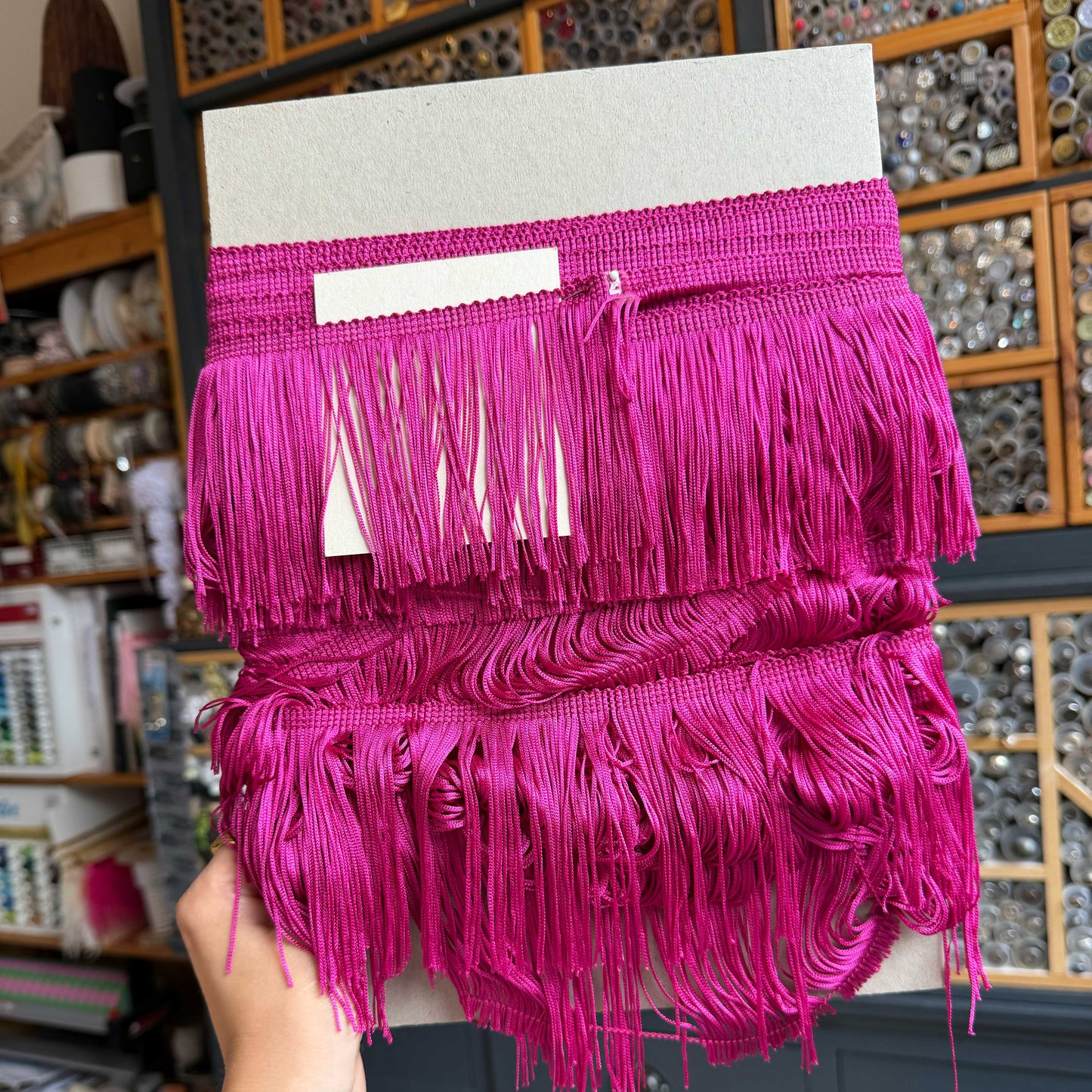 Franje bright pink - 10 cm