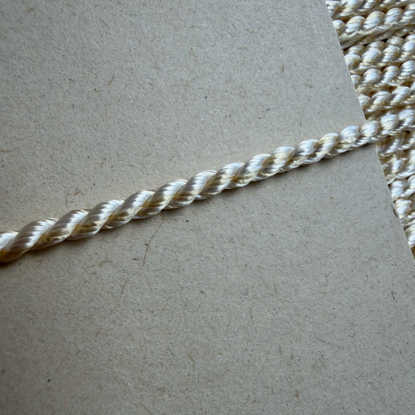Gedraaid koord ivoor 3 mm