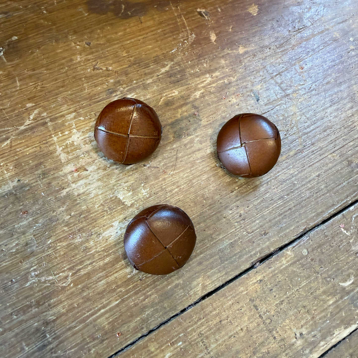 Leren knoop bruin - 20 mm