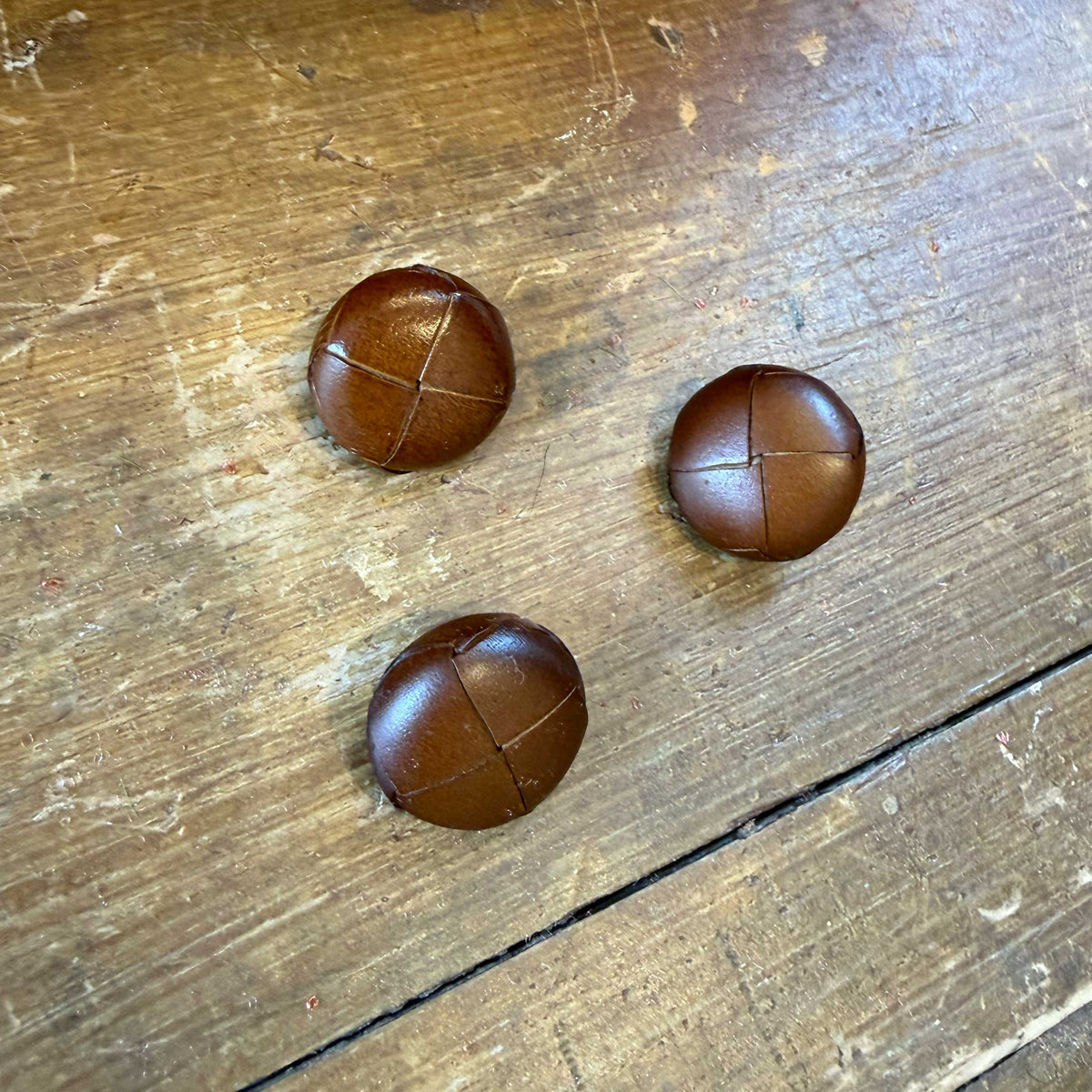 Leren knoop bruin - 20 mm