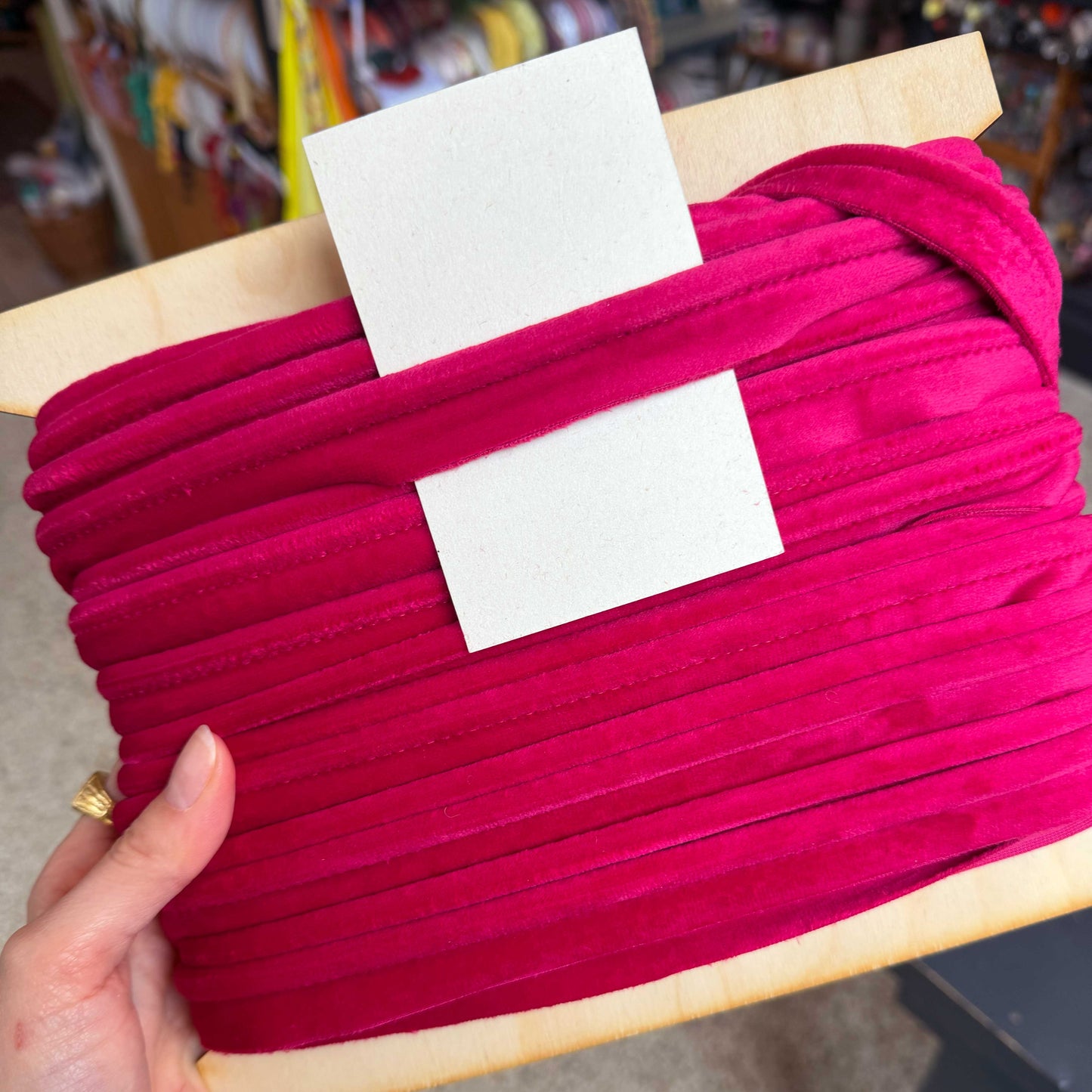 Fluwelen paspelband raspberry