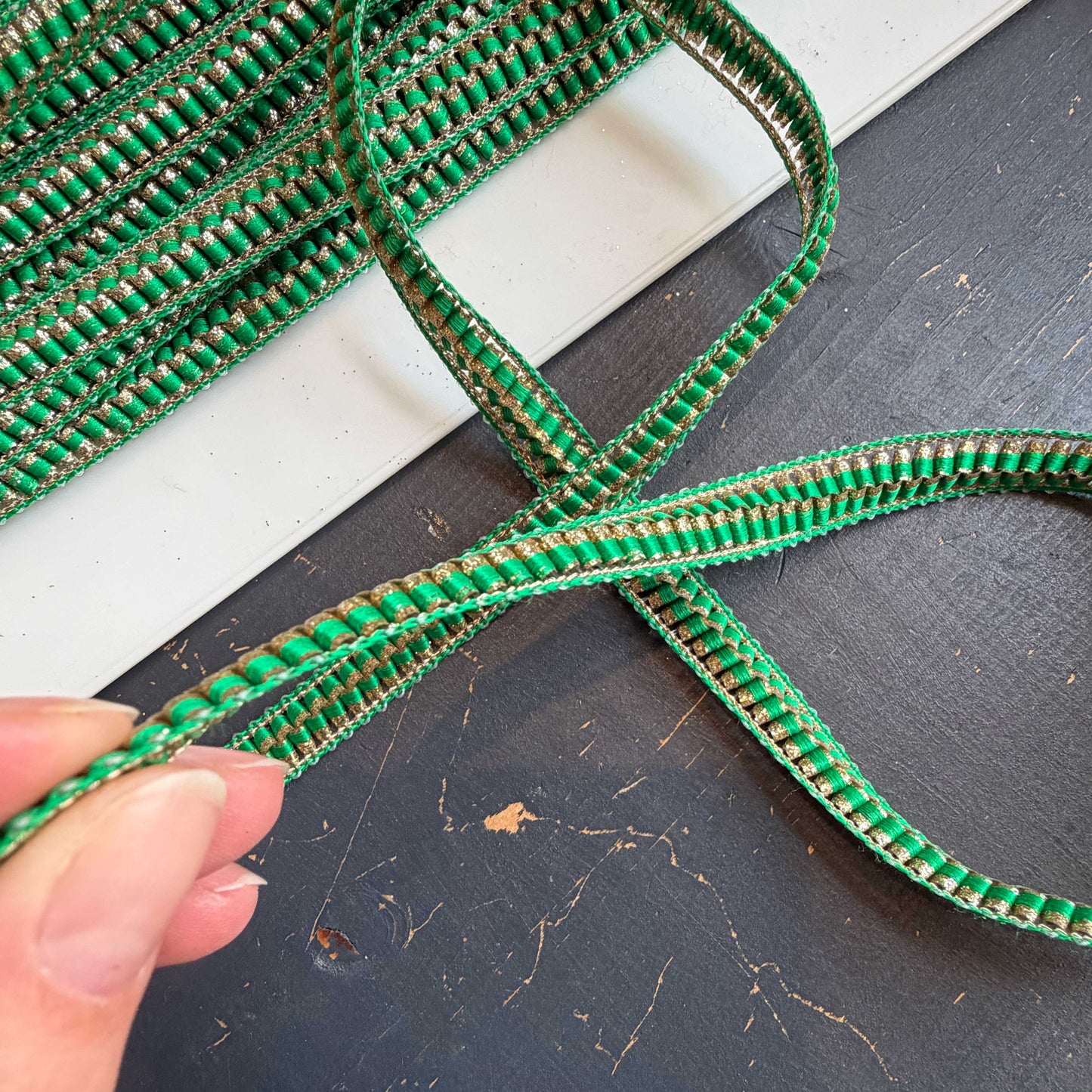 Sierband groen goud 3-D effect