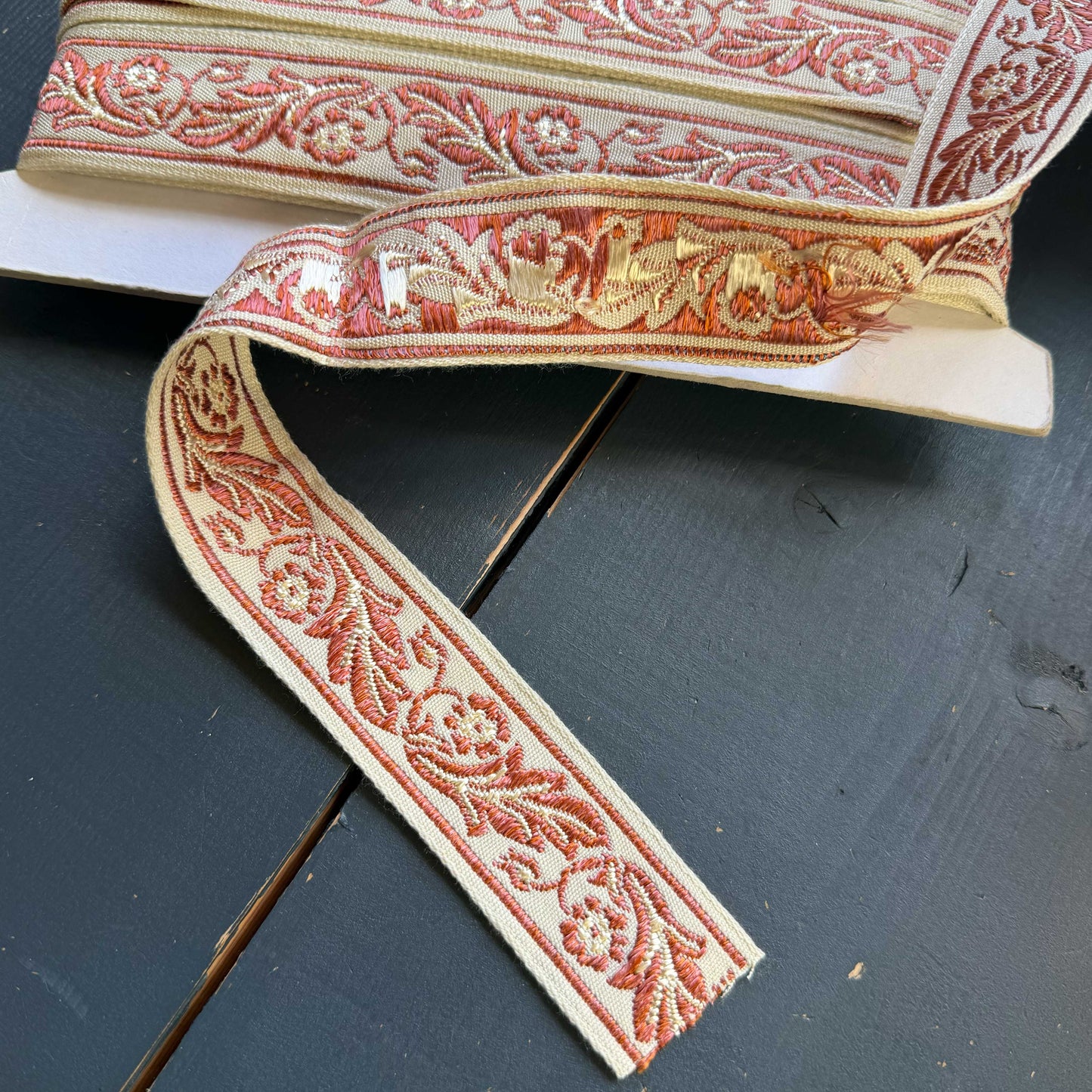 Sierband crème met oudroze