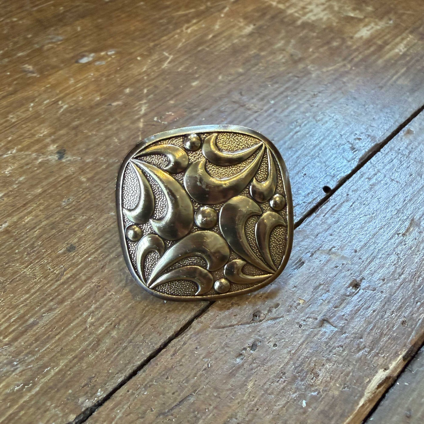 Vintage sjaalclip goudkleurig Art Nouveau