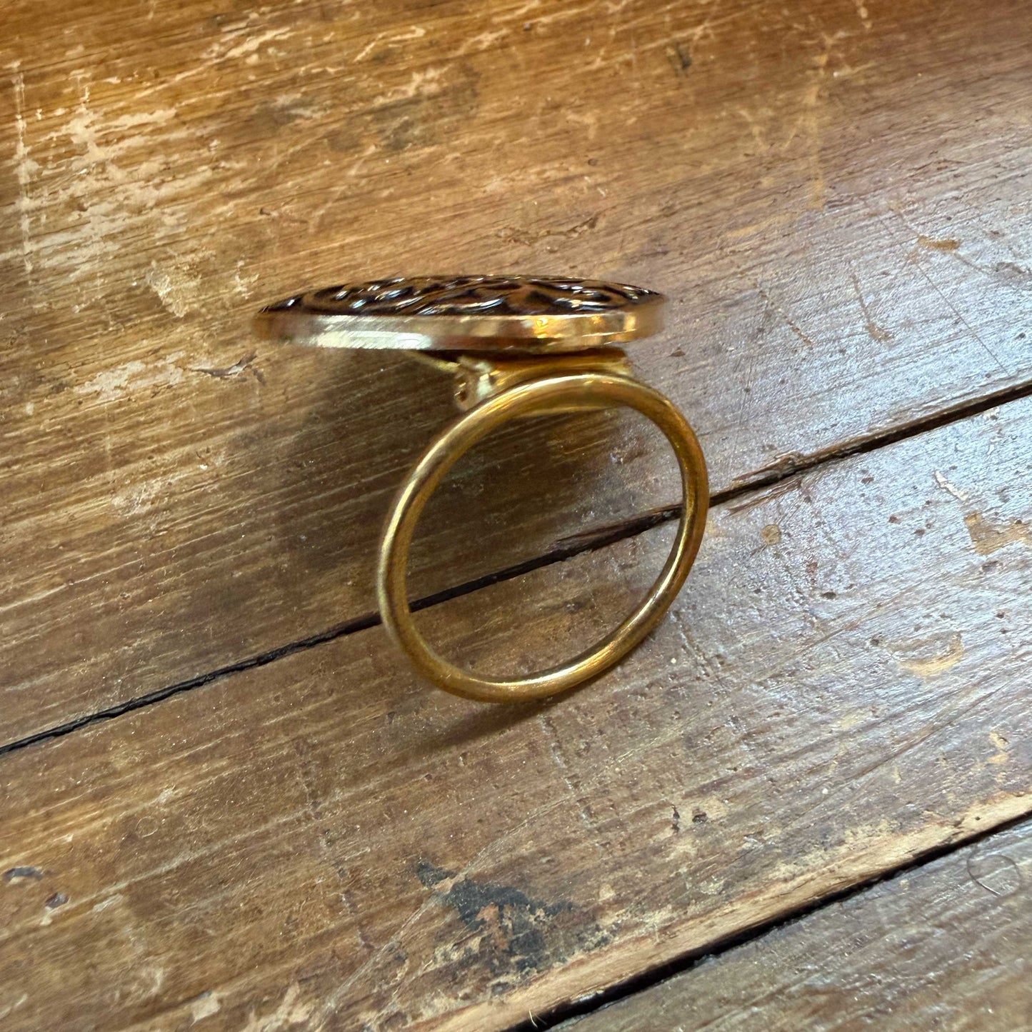 Vintage sjaalclip vierkant goud