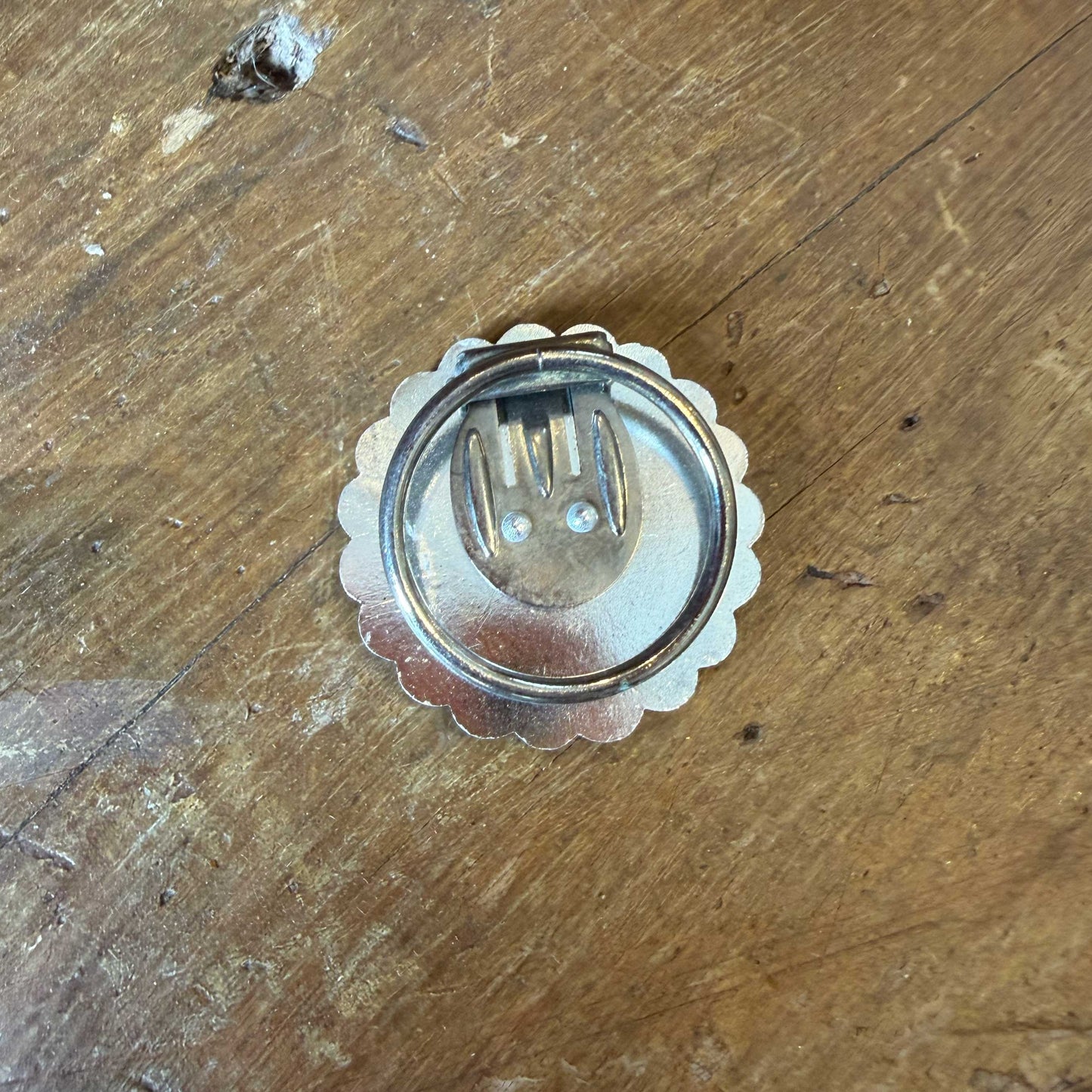 Vintage sjaalclip bloemenornament zilver