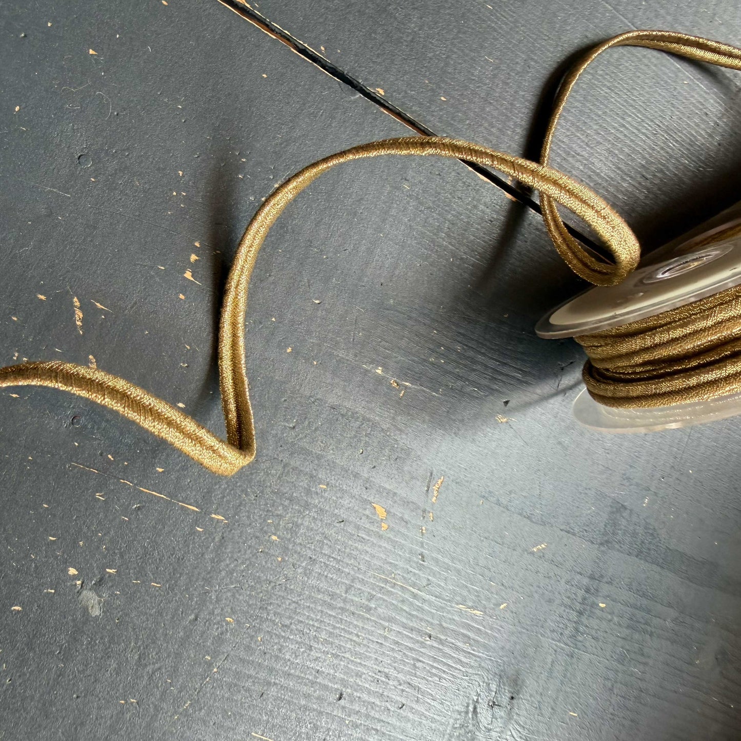 Soutache koord goud breed