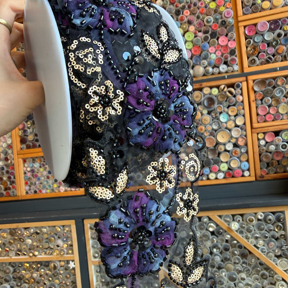 Twilight Bloom sierband