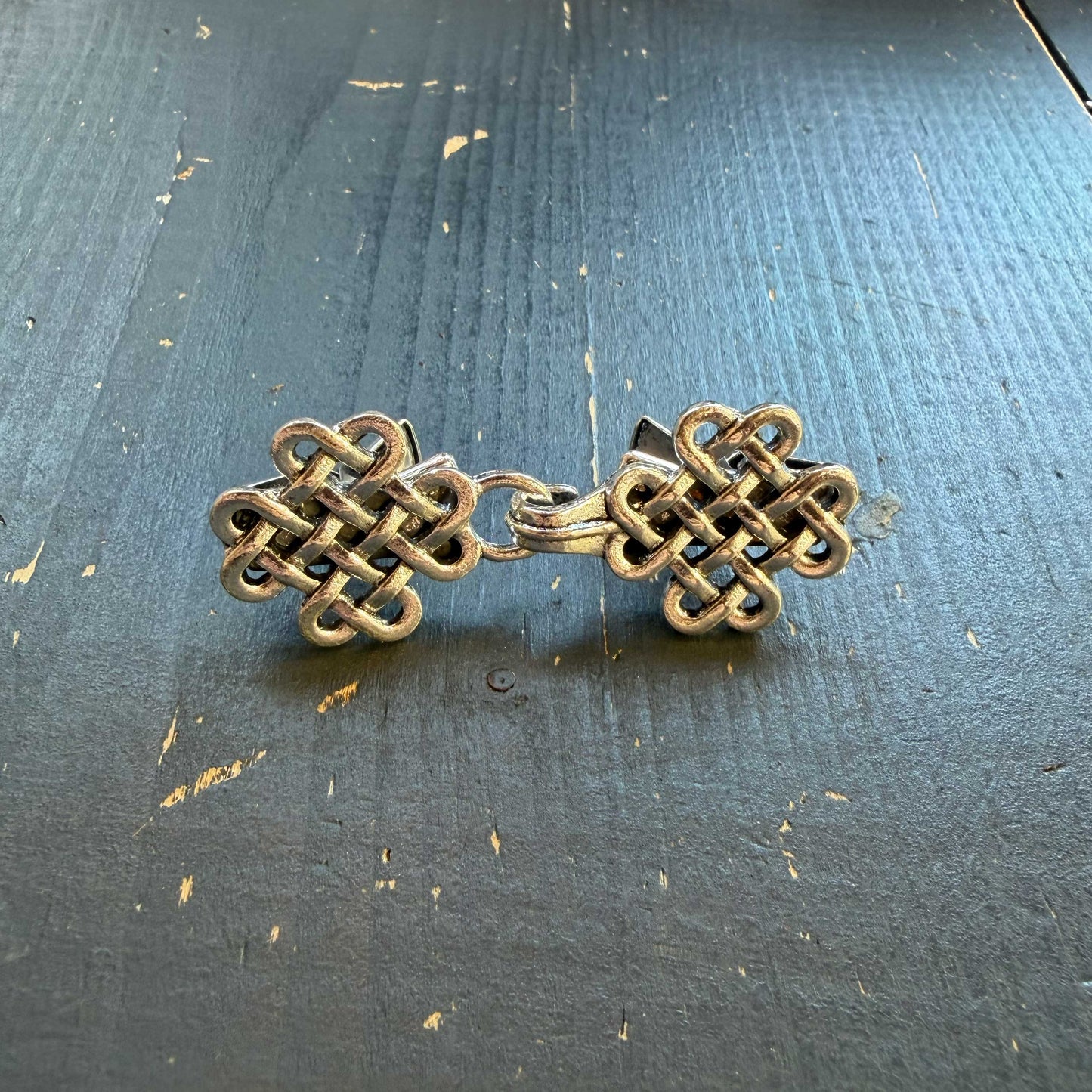 Vestsluiting zilver knoopmotief