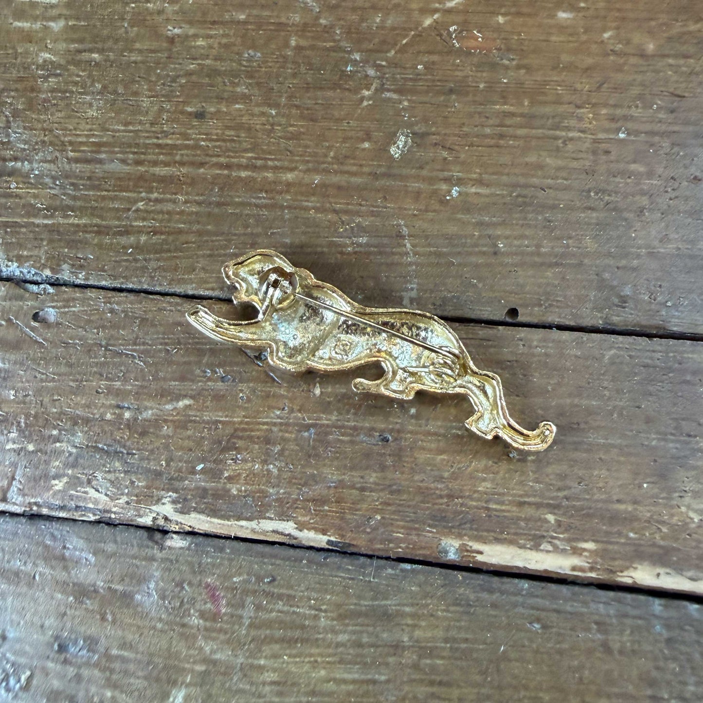 Vintage broche goud – panter met groen oog