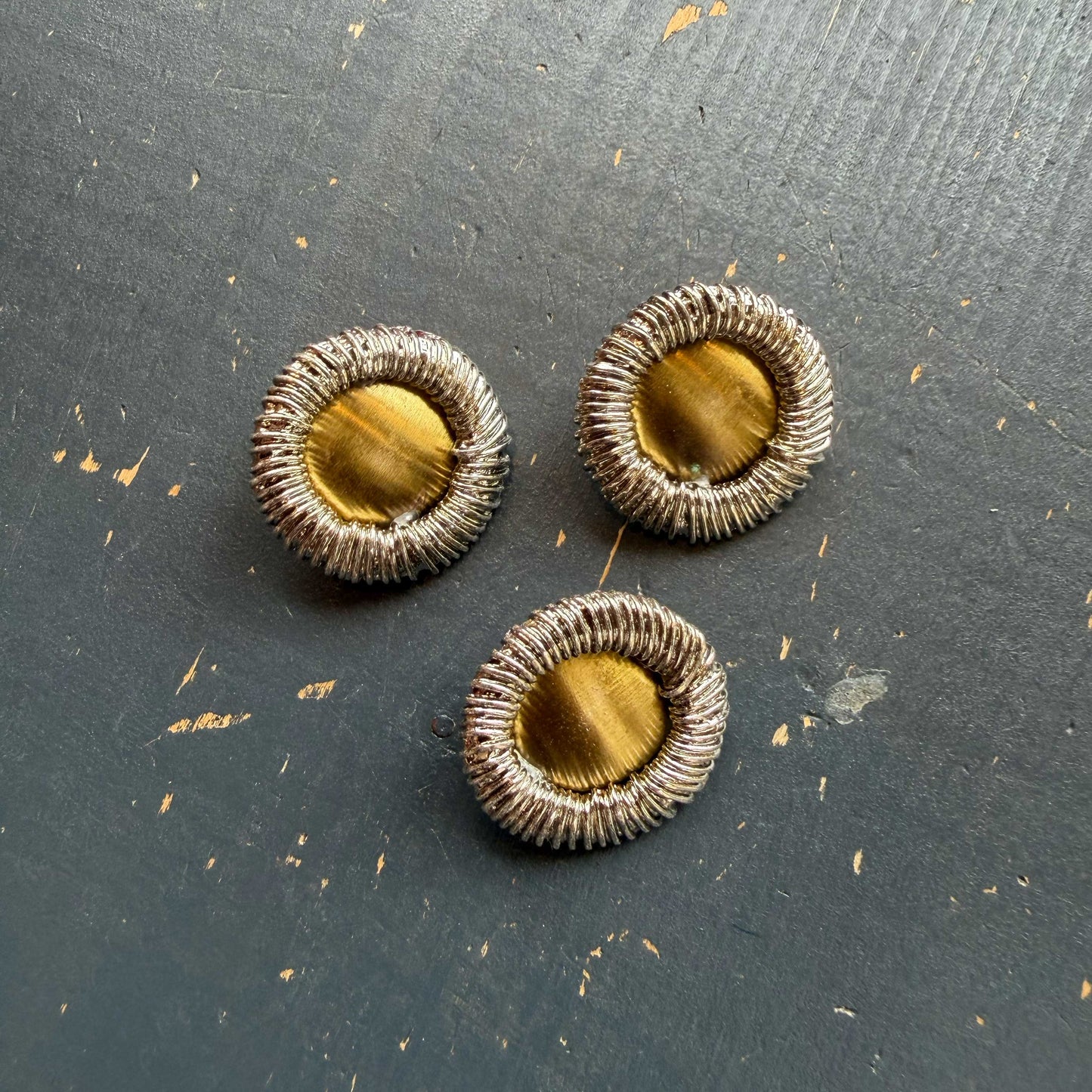 Zilveren knoop met gouden binnenkant - 25 mm