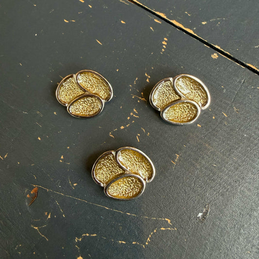 Zilveren organische knoop met goud